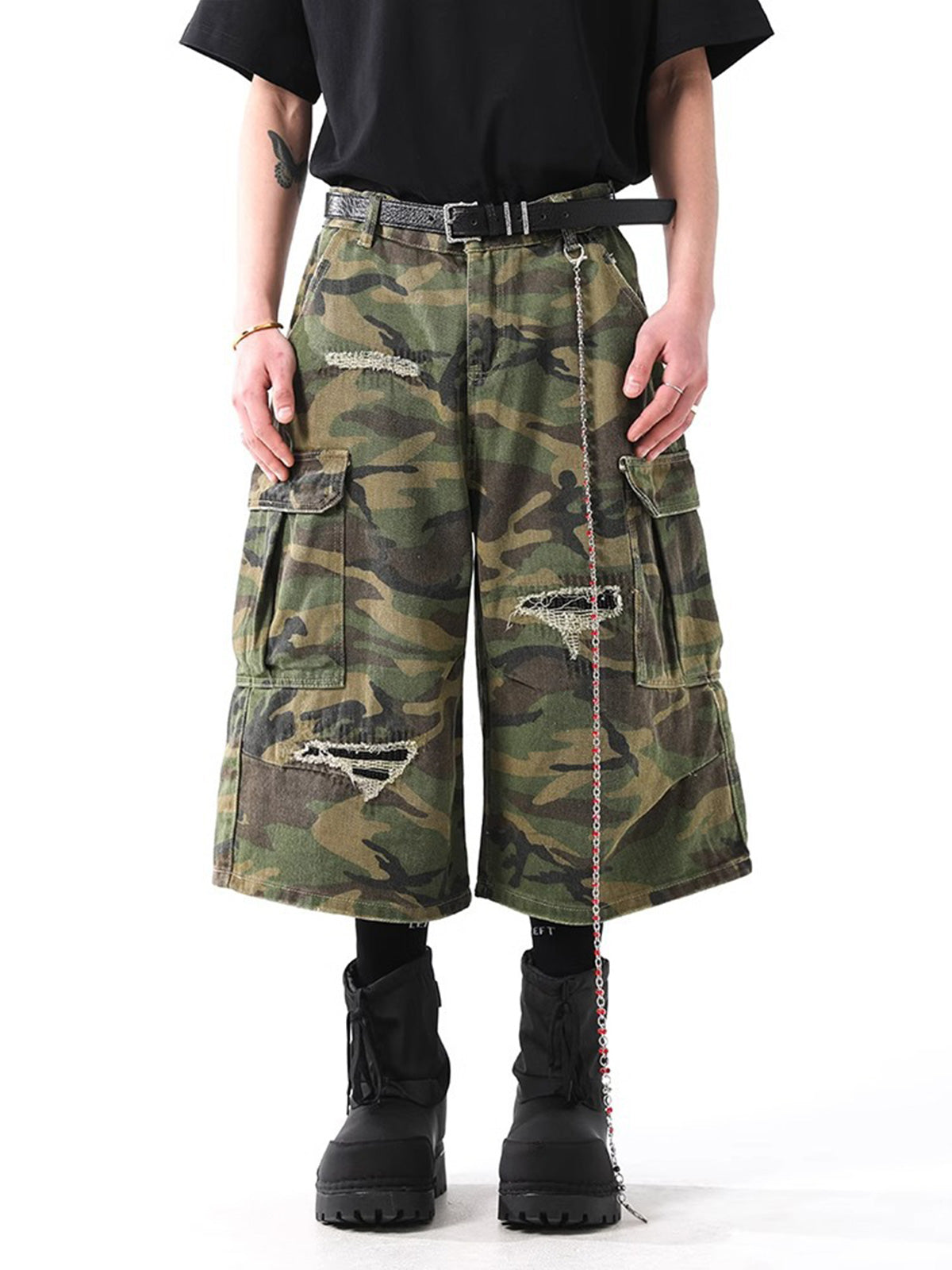 Retro Ripped Camouflage Cropped Shorts