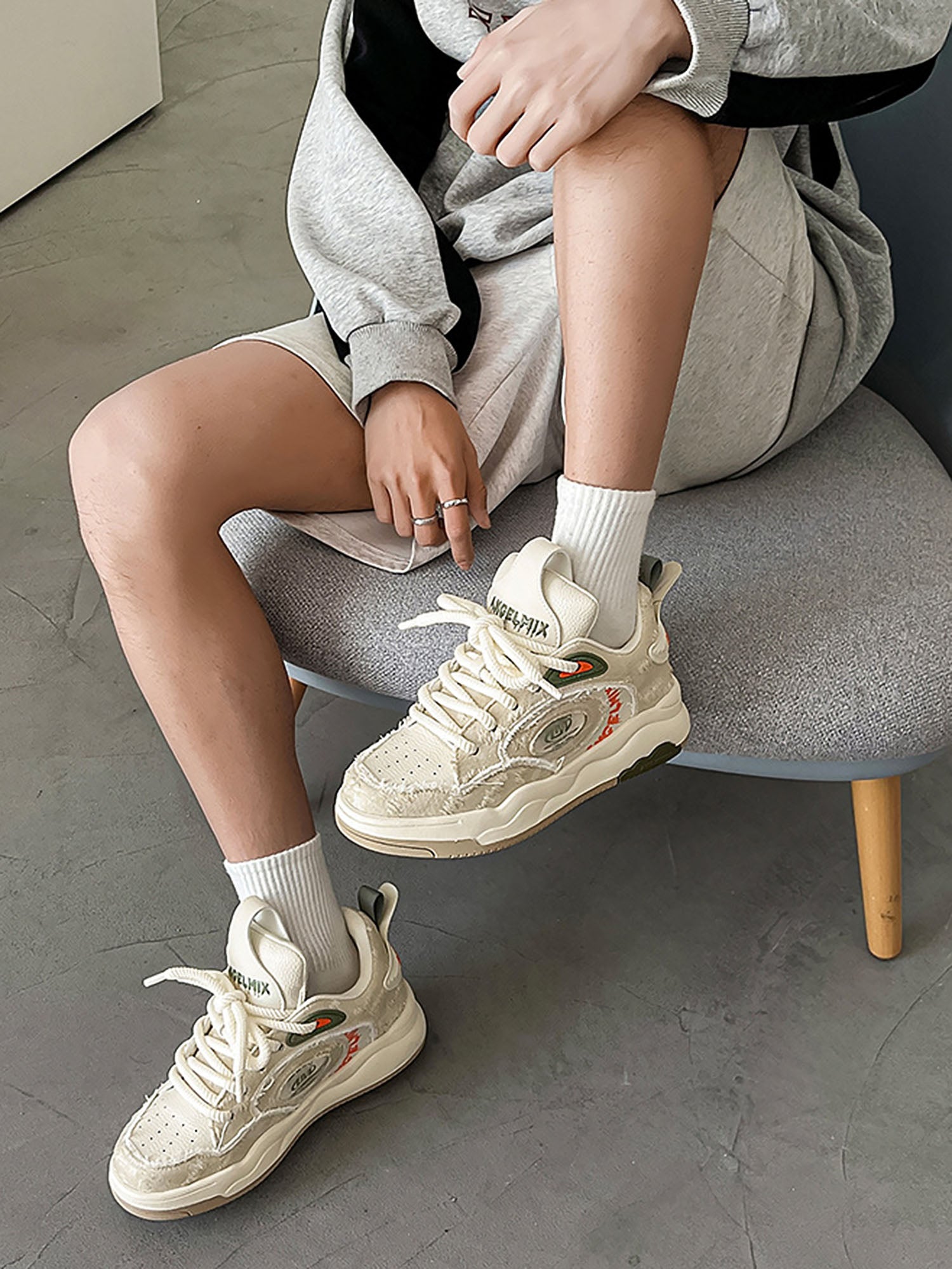 Canvas Breathable Thick Bottom All-match Bread Sneakers